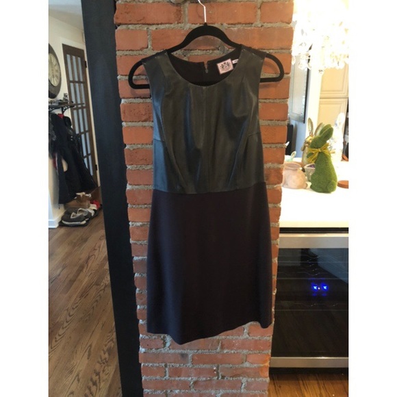 Juicy leather dress - Picture 4 of 5